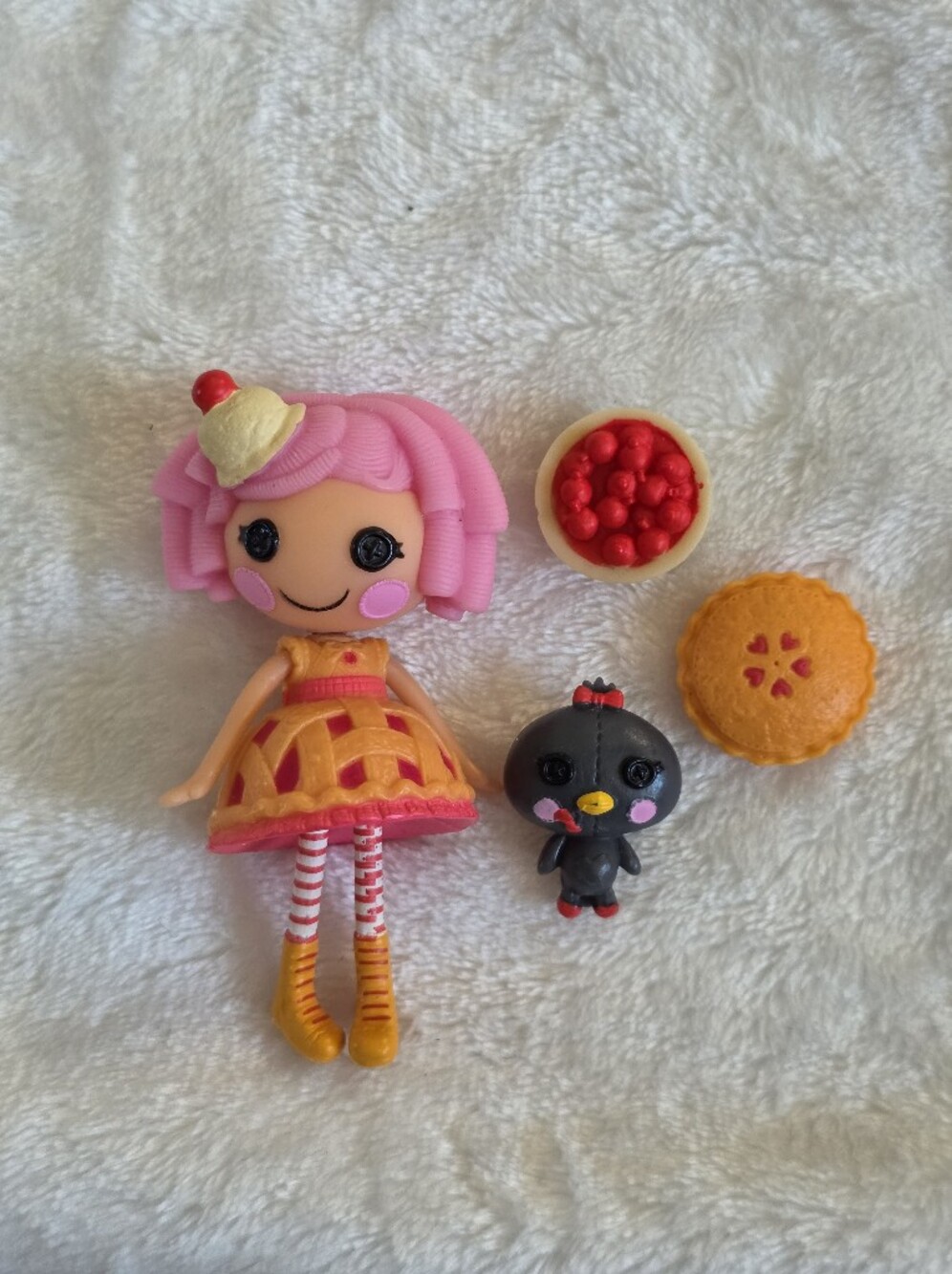 Mini Lalaloopsy Cherry Crisp Crust Doll Figure Lot w/ Pet Crow & Accessories